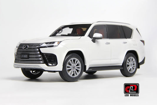 LCD 2024 Lexus LX600 White 1:18