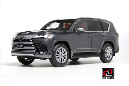 LCD 2024 Lexus LX600 Grey Metallic 1:18