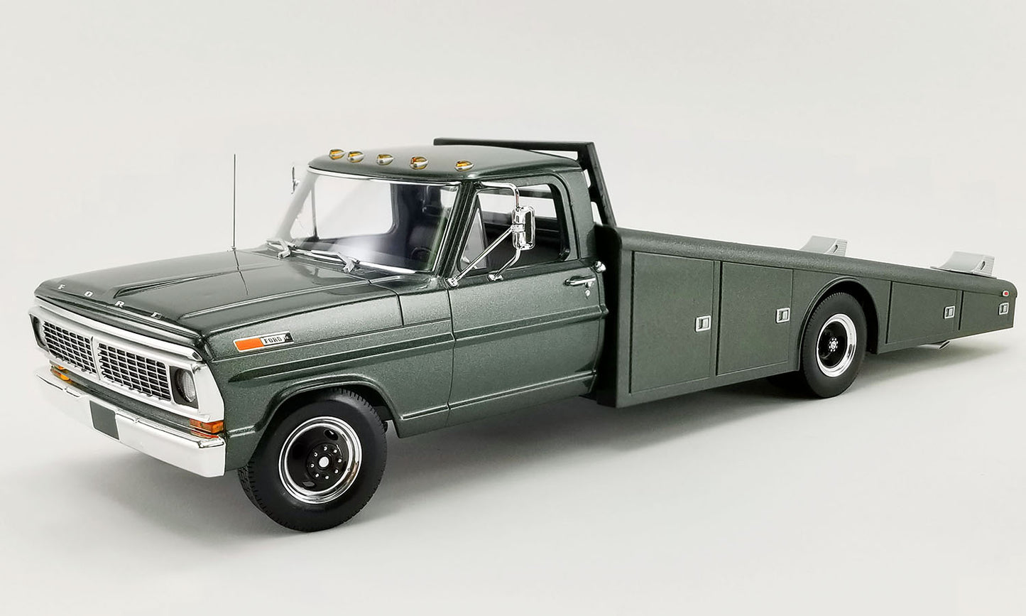 Acme 1970 Ford F-350 Ramp Truck Highland Green 1:18