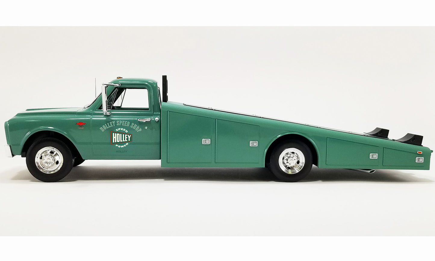 Acme 1967 Chevrolet C30 Ramp Truck Holley Speed Shop Green 1:18