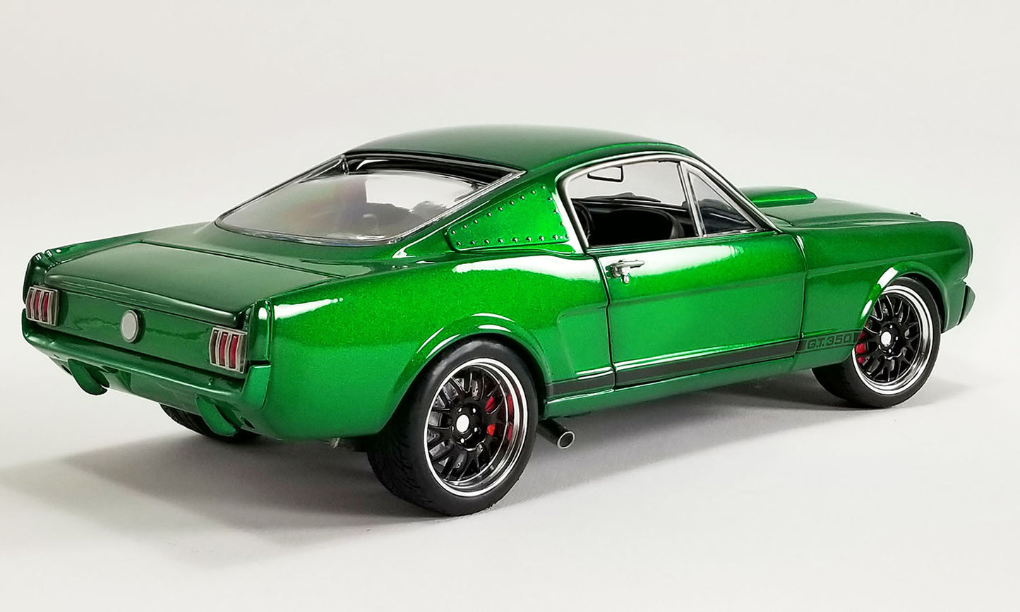 Acme 1965 Ford Shelby Mustang GT 350R Coupe Streetfighter Green Hornet 1:18 LIMITED