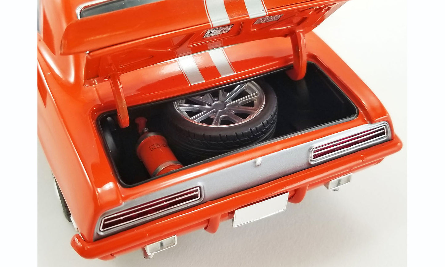 Acme 1969 Chevrolet Camaro Restomod Hugger Orange 1:18