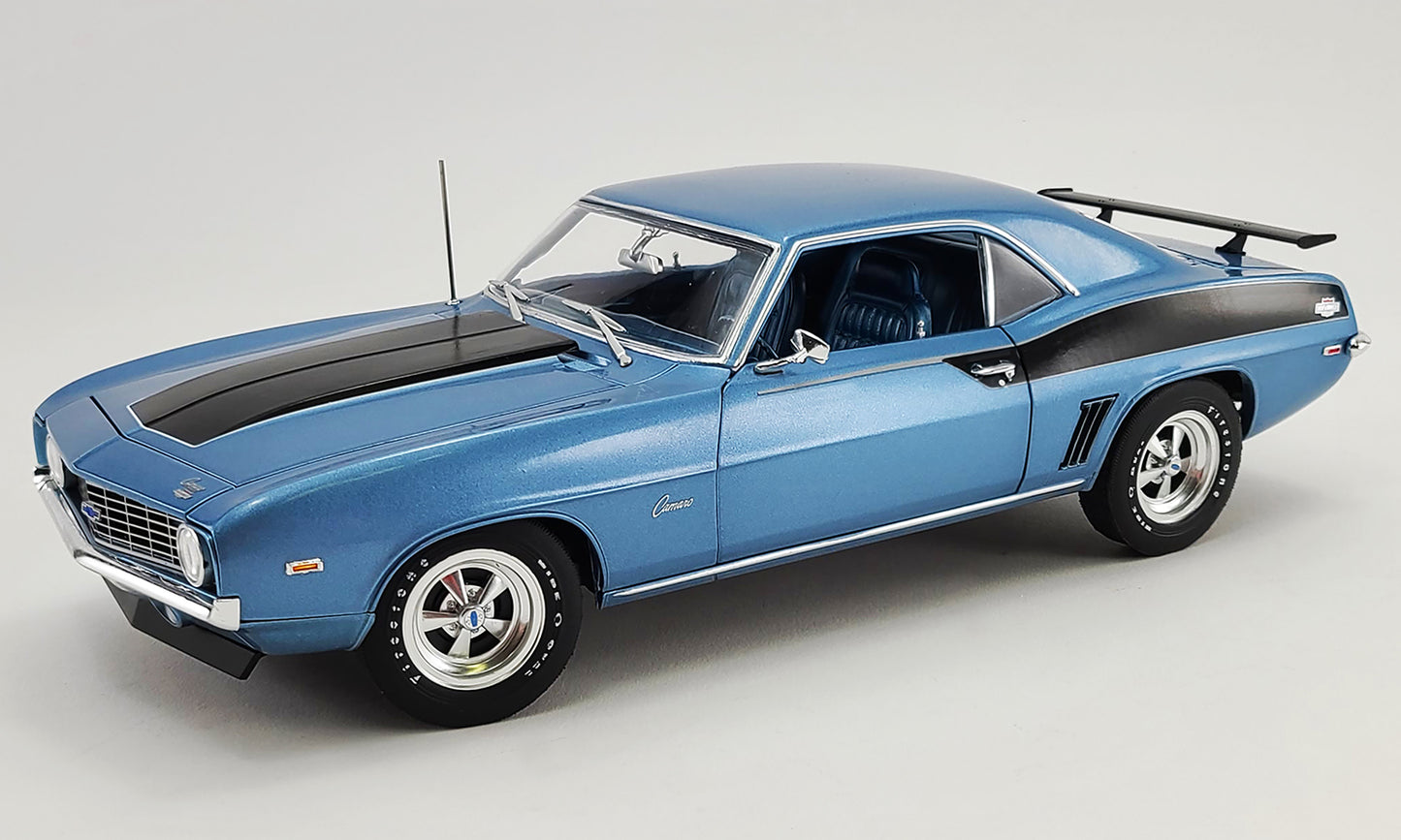 Acme 1969 Chevy Camaro Copo Coupe Blue/Black 1:18