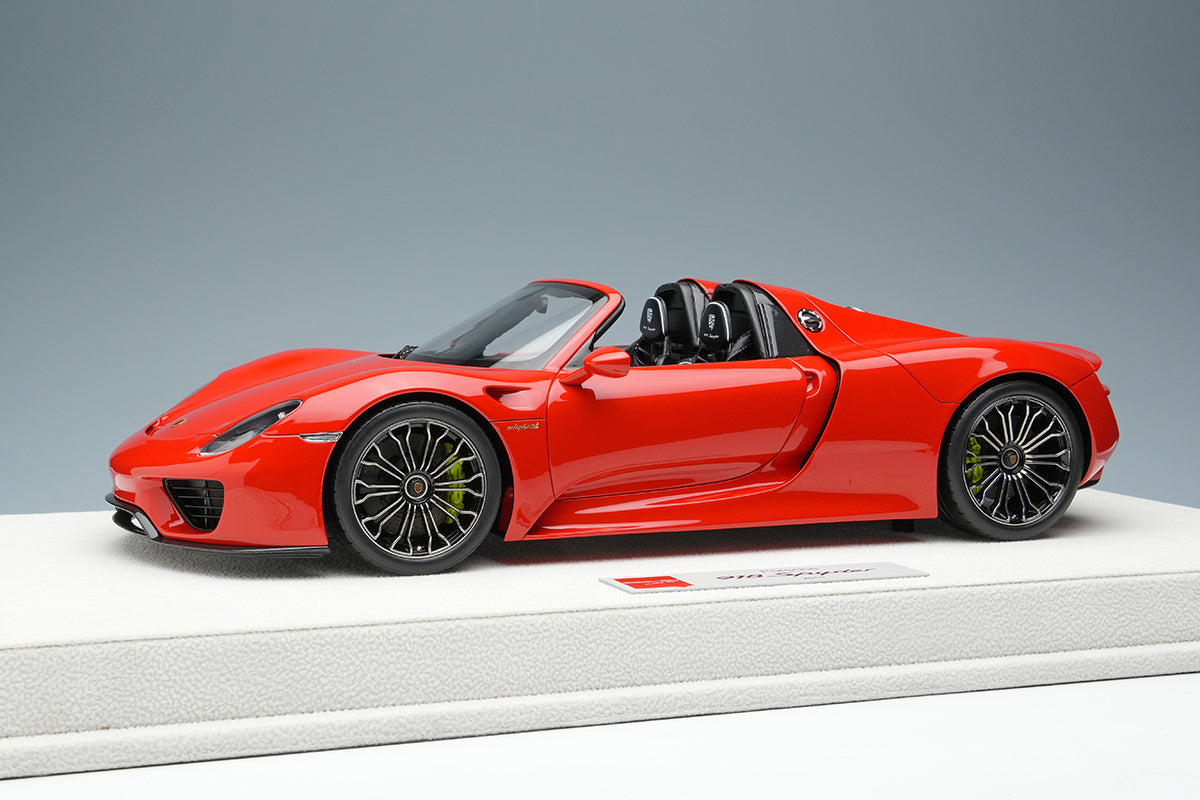 Make Up Co., Ltd / Eidolon 2011 Porsche 918 Spyder Weissach Guards Red WITH DISPLAY 1:18