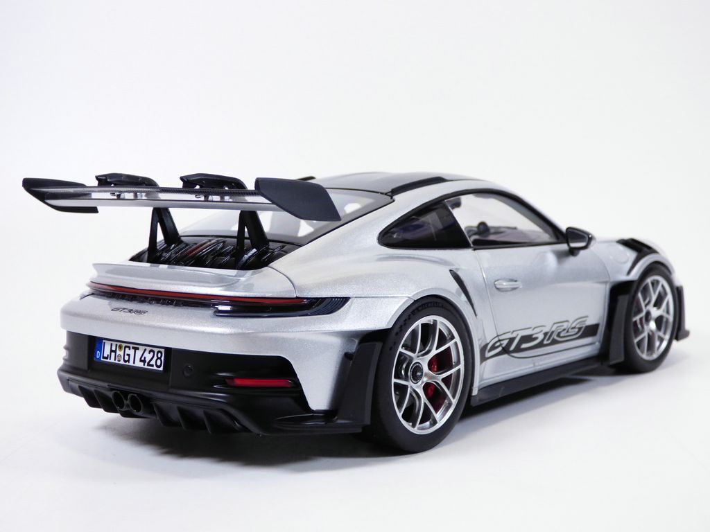 Norev 2022 Porsche 911 992 GT3 RS w/ Weissach Package GT Silver Metallic 1:18