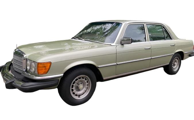 Norev 1979 Mercedes-Benz 450 SEL (W116) Silver Green (US TV Version) 1:18