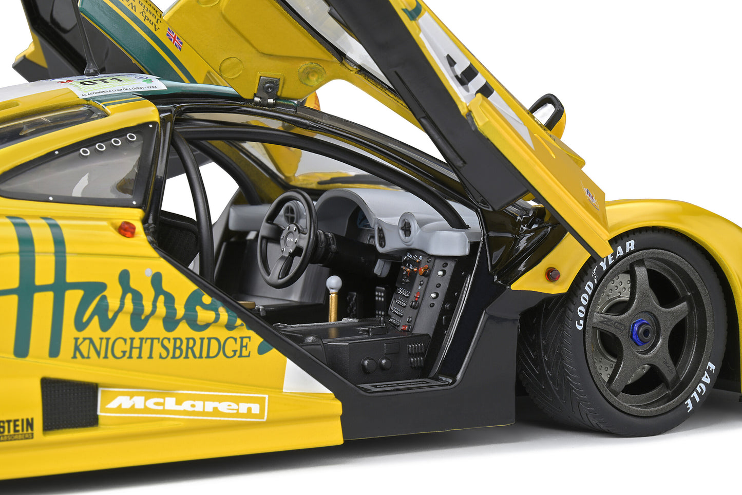 Solido 1995 Mclaren F1 GTR Short Tail #51 Team Harrods Mach One Racing 24hr LeMans Yellow 1:18