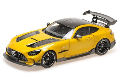 Minichamps 2021 Mercedes Benz AMG GT V8 Black Series Solarbeam Yellow 1:18