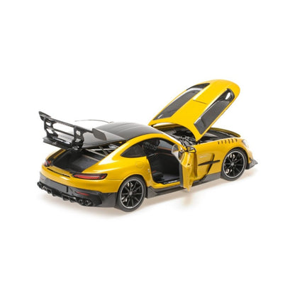 Minichamps 2021 Mercedes Benz AMG GT V8 Black Series Solarbeam Yellow 1:18