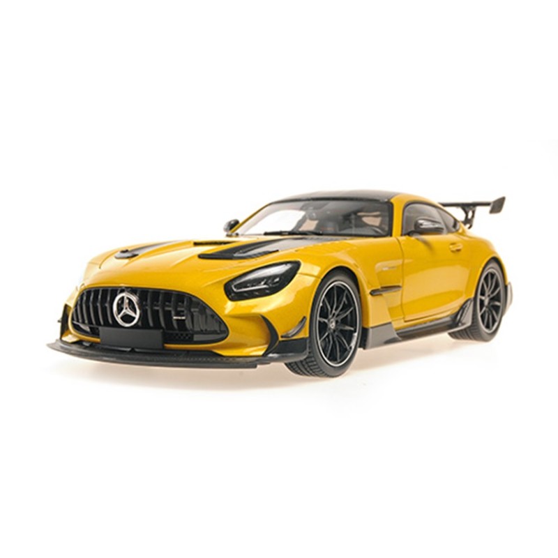 Minichamps 2021 Mercedes Benz AMG GT V8 Black Series Solarbeam Yellow 1:18