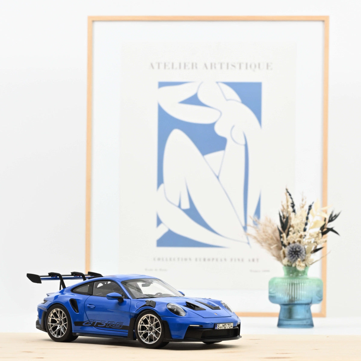 Norev Porsche 911 992 GT3 RS Shark Blue 1:18