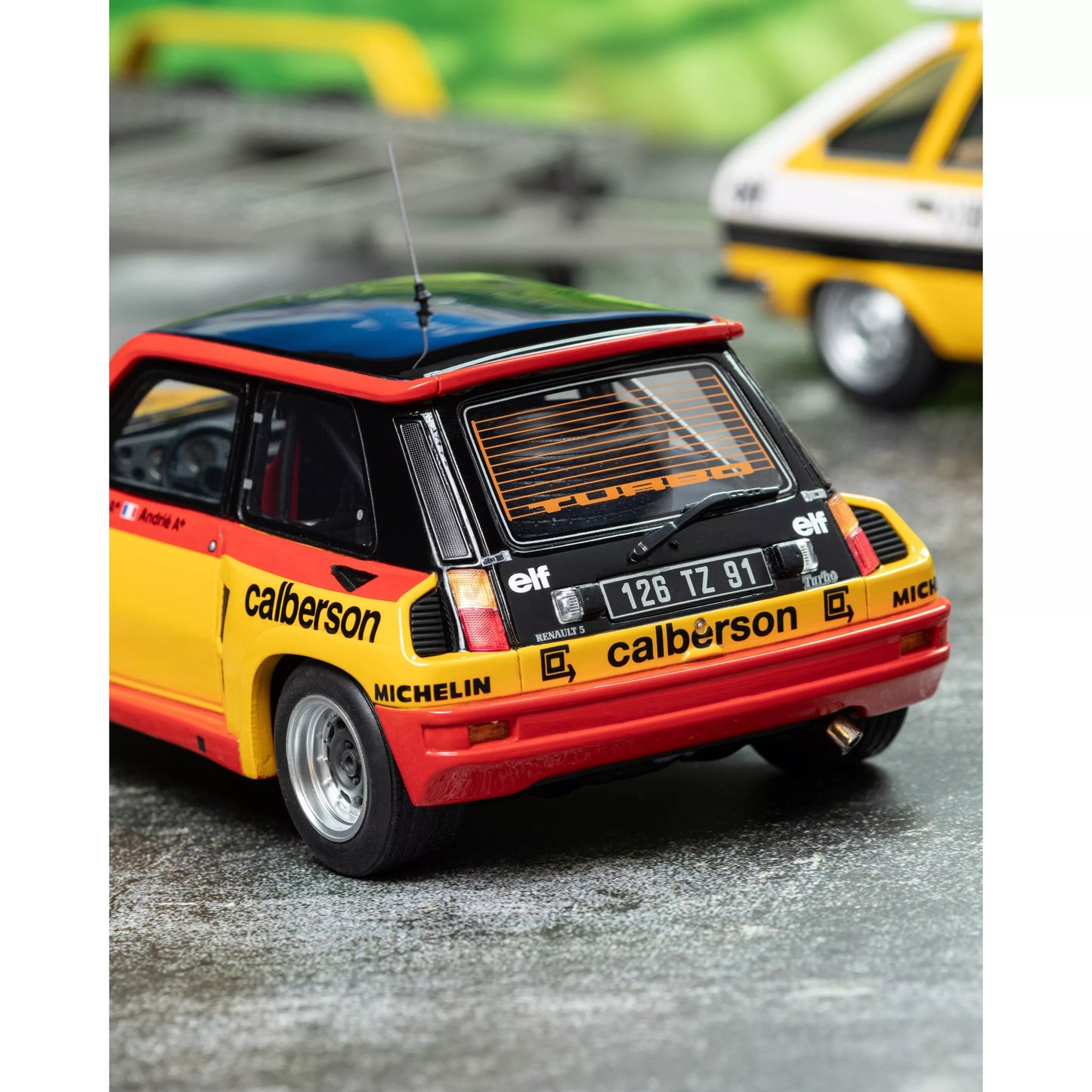 Otto 1979 Renault Rally Set - R30 Team Renault Sport Rally Assistance + Trailer + R5 Turbo Test Car 1:18