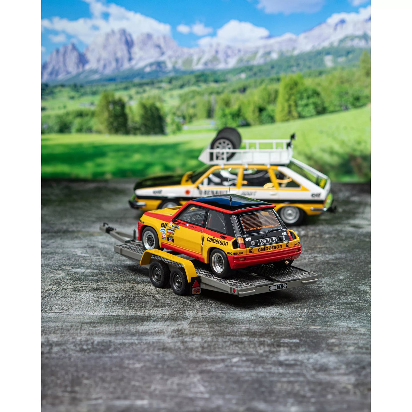 Otto 1979 Renault Rally Set - R30 Team Renault Sport Rally Assistance + Trailer + R5 Turbo Test Car 1:18