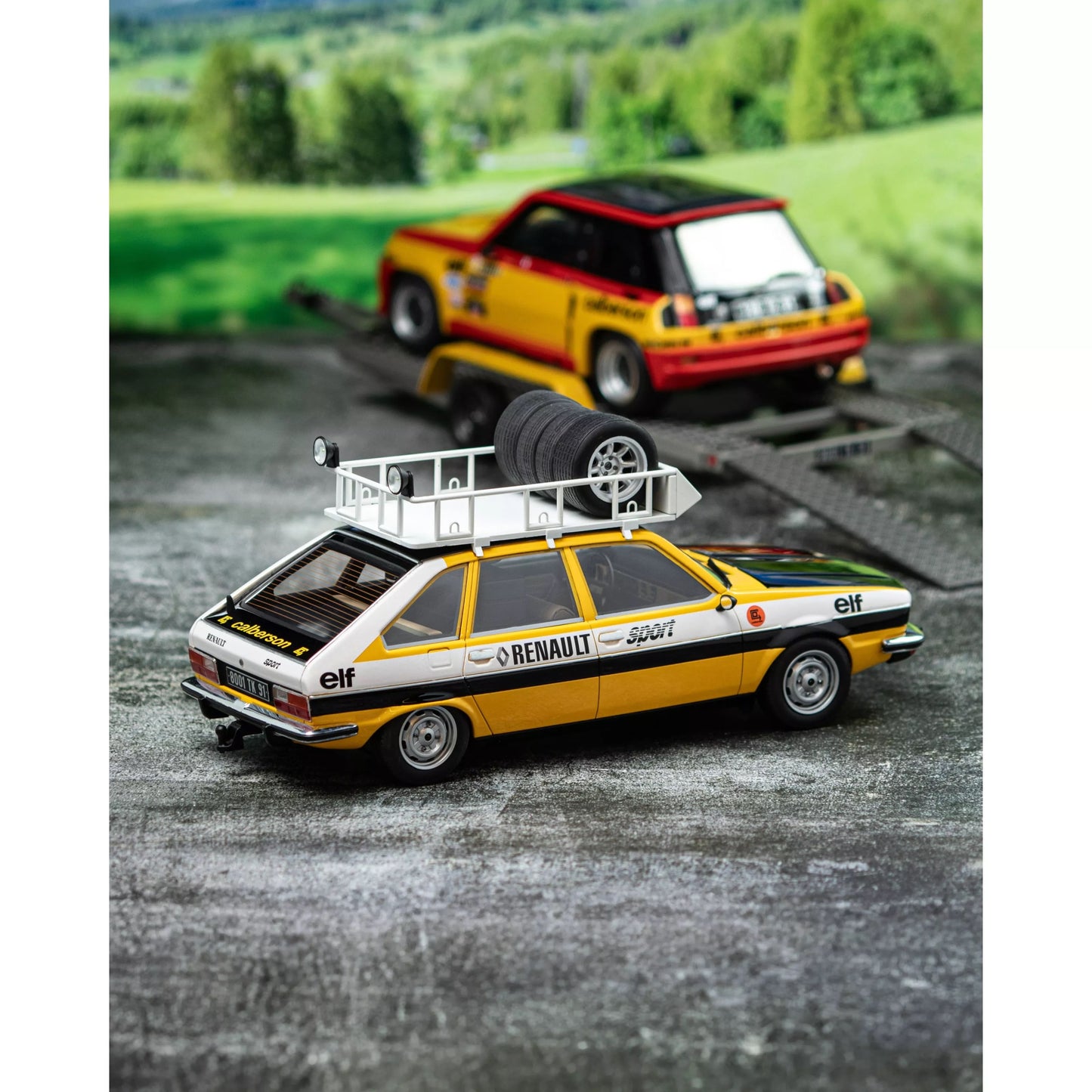 Otto 1979 Renault Rally Set - R30 Team Renault Sport Rally Assistance + Trailer + R5 Turbo Test Car 1:18