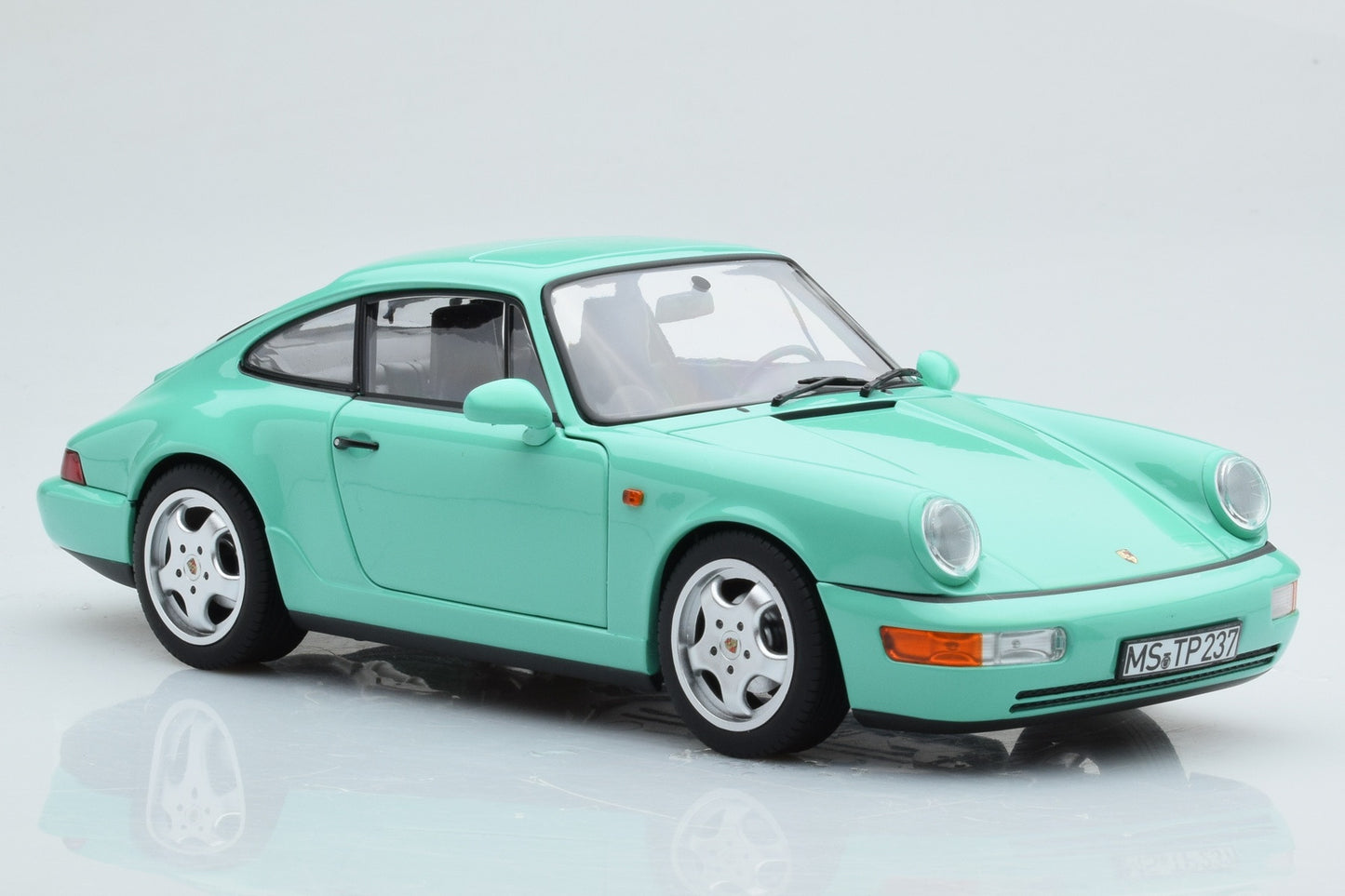 Norev 1992 Porsche 911 964 Carrera 2 Coupe Mint Green 1:18