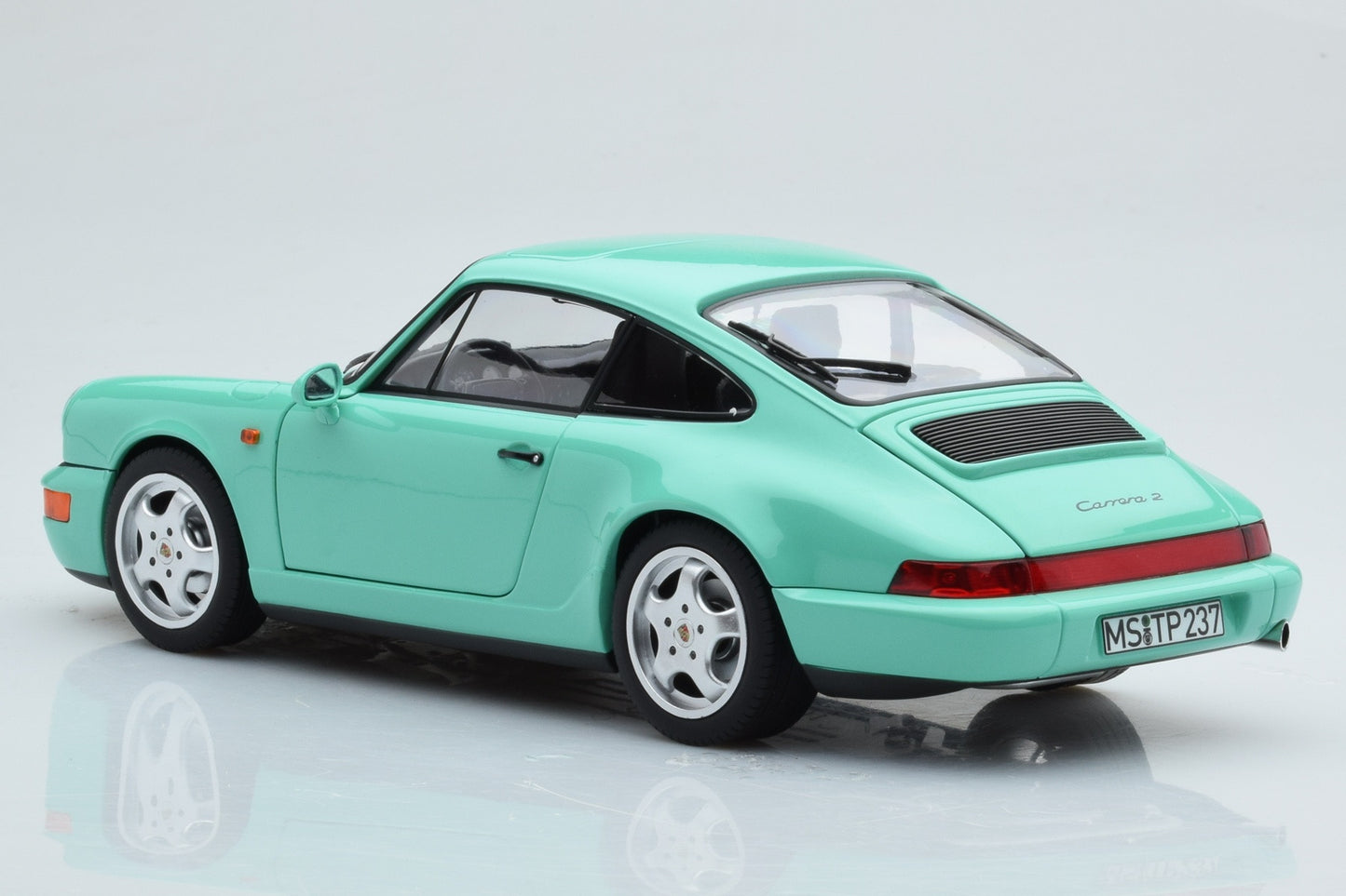 Norev 1992 Porsche 911 964 Carrera 2 Coupe Mint Green 1:18