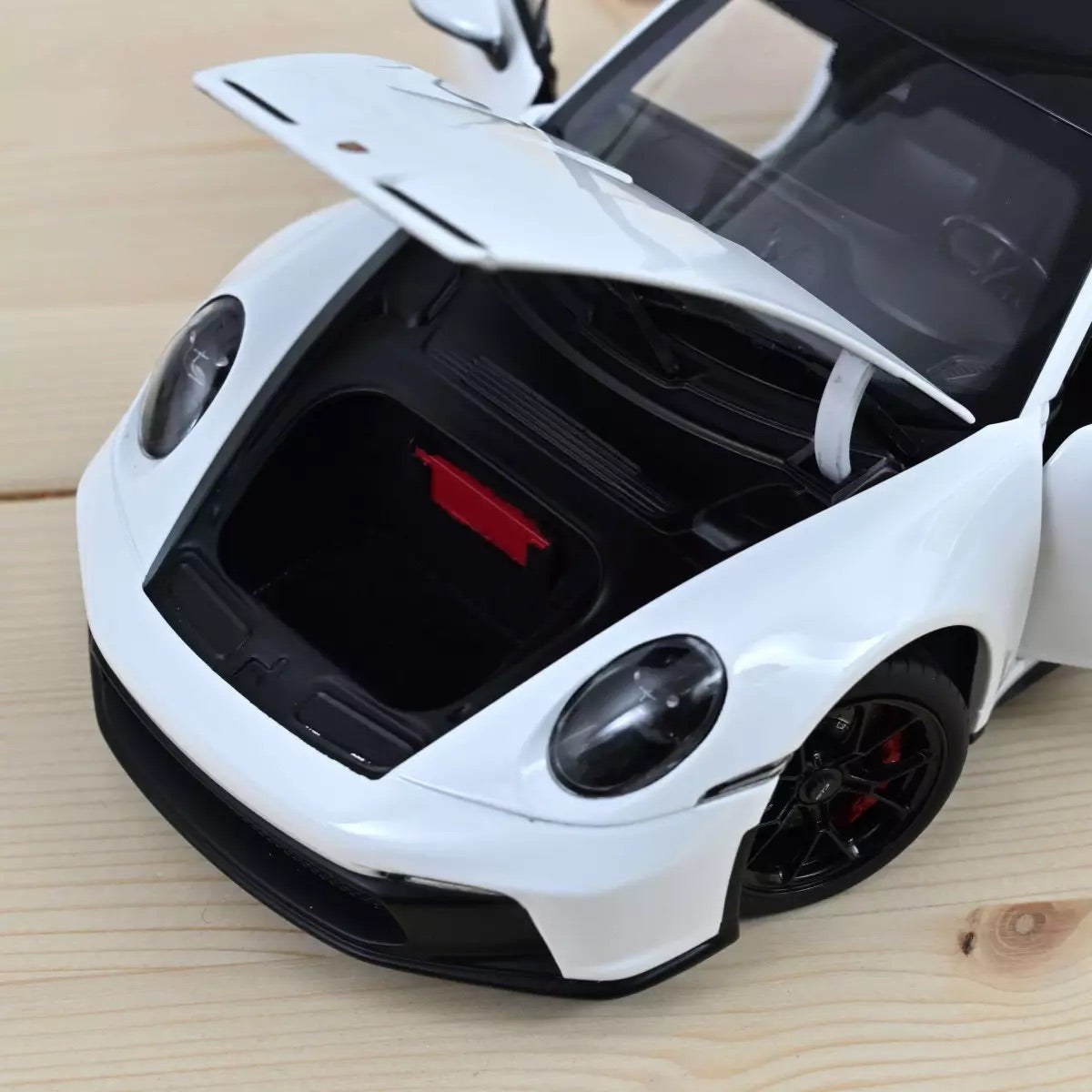 Norev Porsche 911 992 GT3 White w/ Black Roof 1:18