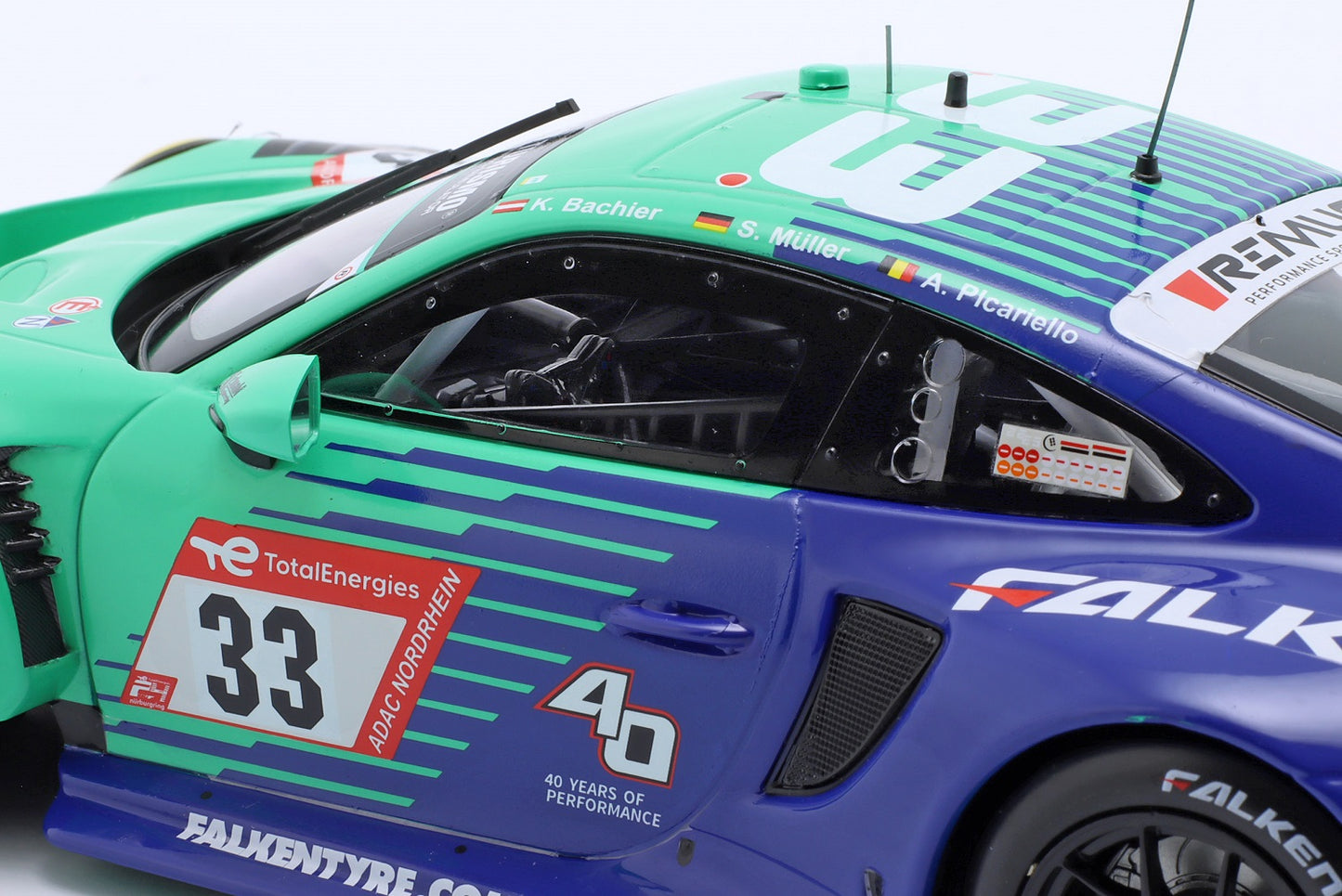 Ixo 2023 Porsche 911 992 GT3 R Team Falken Motorsports No 33 24hr Nurburgring 1:18