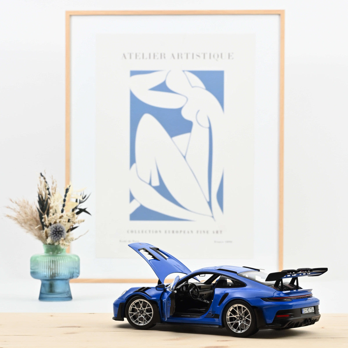 Norev Porsche 911 992 GT3 RS Shark Blue 1:18