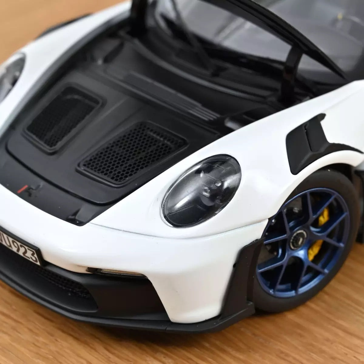 Norev 2022 Porsche 911 992 GT3 RS w/ Weissach Package White w/ Indigo Blue Wheels & Deco 1:18