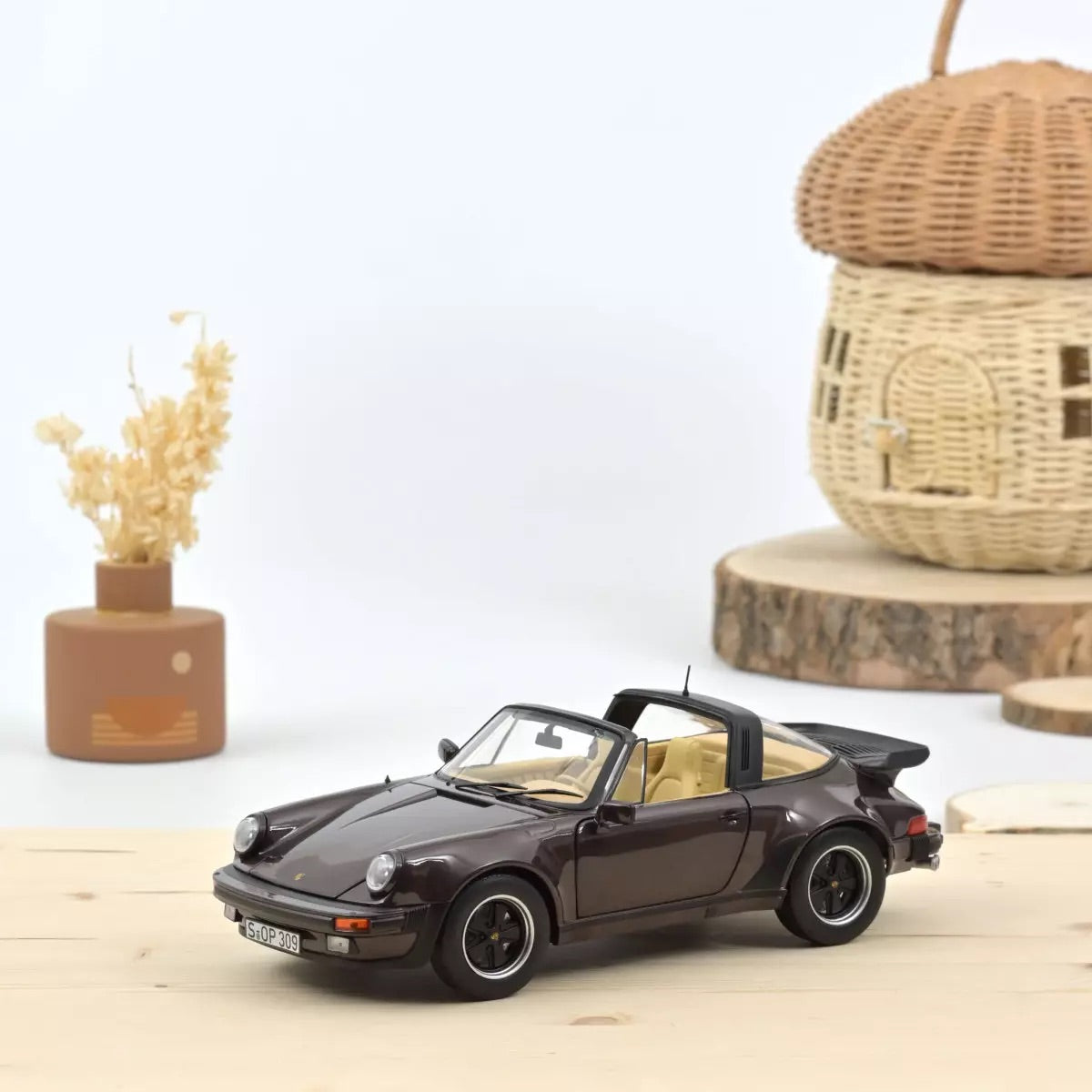 Norev Porsche 911 Turbo Targa w/ Removable Top 1987 G Series Brown metallic 1:18