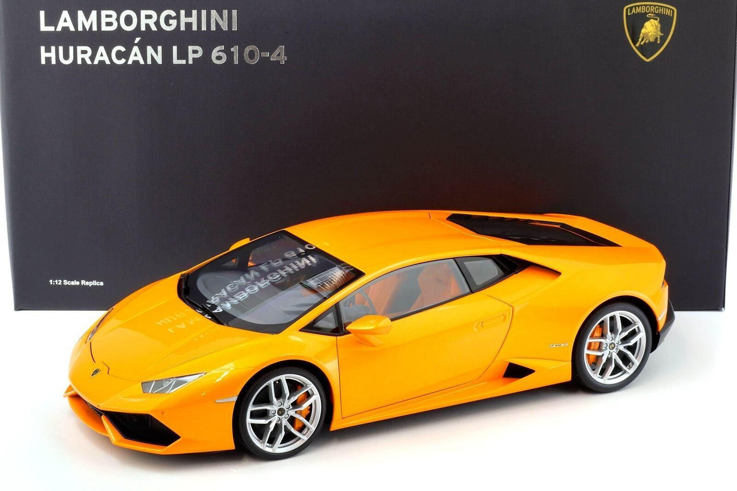 AUTOart Lamborghini Huracan LP610-4 Arancio Borealis 4-Layer (Pearl Orange Metallic) 1:12