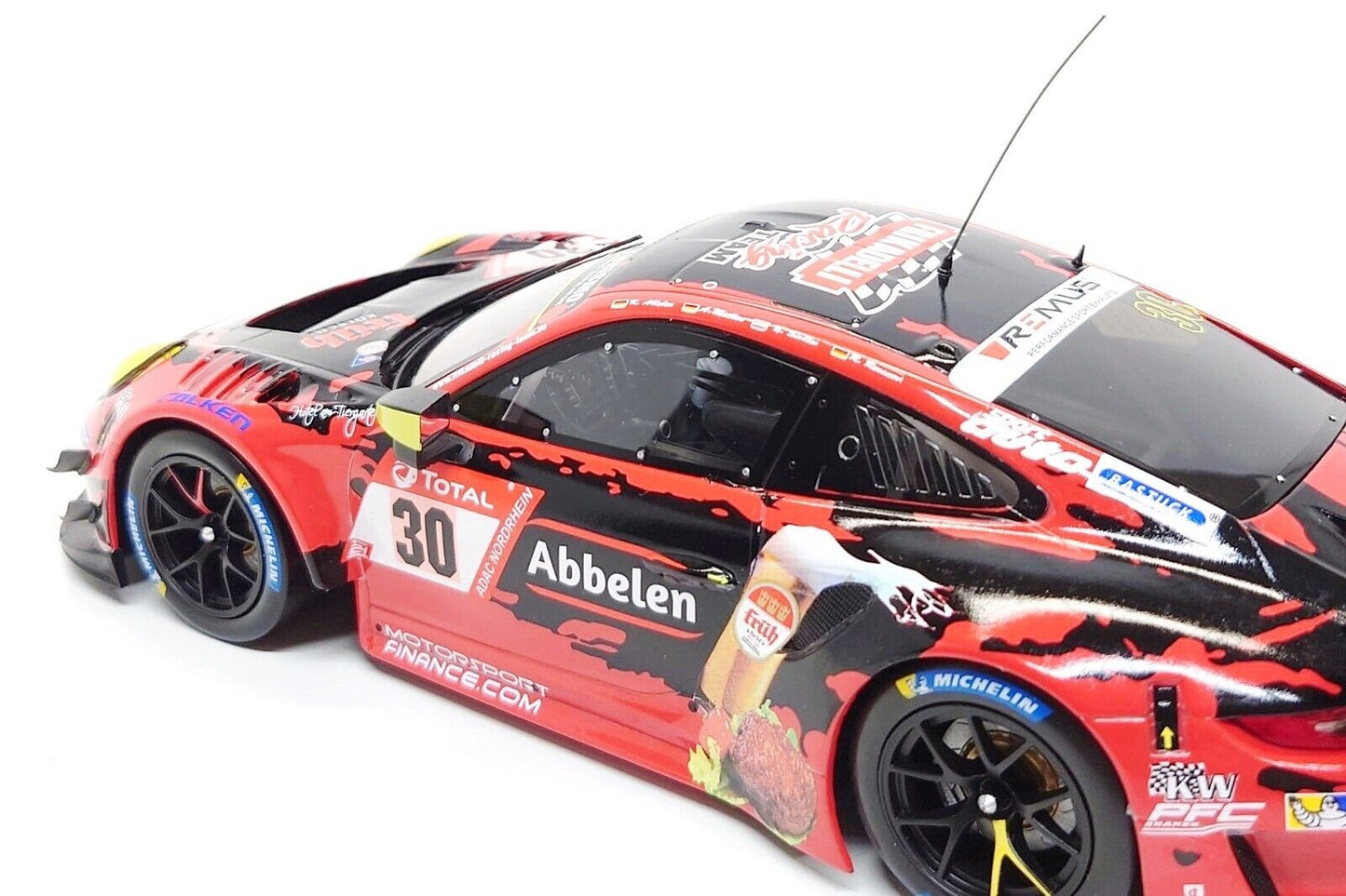 Ixo 2019 Porsche 911 991.2 GT3 R Team Frikadelli Racing No 30 24hr Nurburgring 2020 Red & Black 1:18