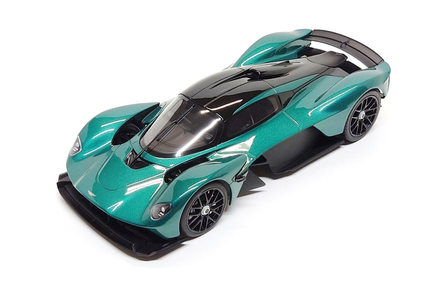 GT Spirit 2021 Aston Martin Valkyrie Racing Green Metallic w/ Black Accents 1:18 Resin