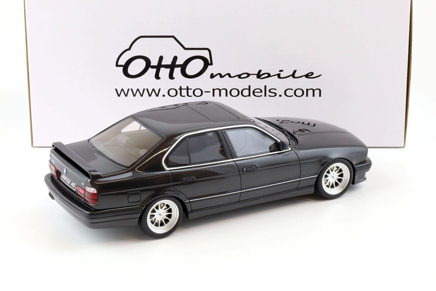 Otto 1989 BMW M5 E34 Hartge H5 V12 Diamond Black Metallic 1:18