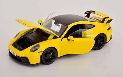 Maisto 2022 Porsche 911 992 GT3 Racing Yellow 1:18