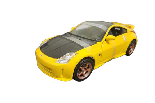 Maisto 2008 Nissan 350Z Nismo Custom w/ Carbon Fiber Hood & Roof Yellow 1:18