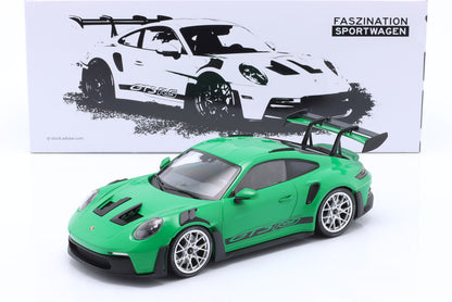 Minichamps 2023 Porsche 911 992 GT3 RS Python Green w/ Silver Wheels 1:18