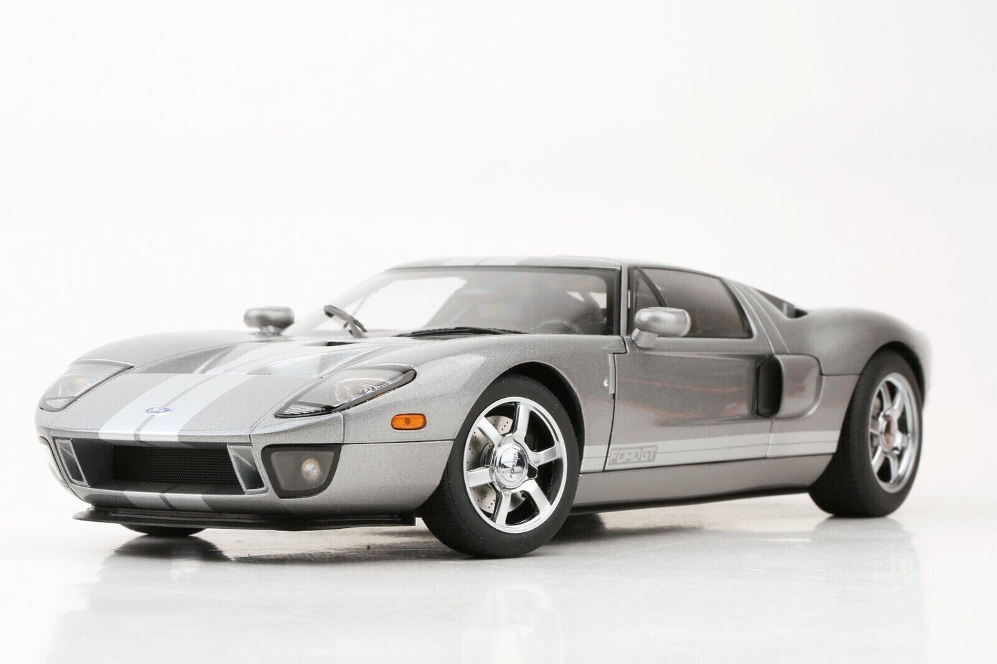 AUTOart Ford GT MK1 Titanium Grey 1:18