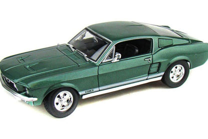 Maisto 1967 Ford Mustang GTA Fastback Green Metallic 1:18