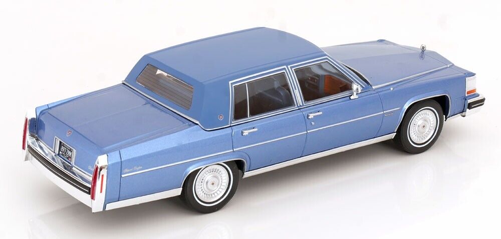 MCG 1982 Cadillac Fleetwood Brougham Light Blue Metallic 1:18