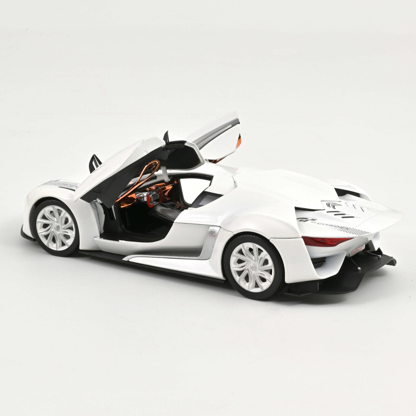 Norev 2008 Citroen GT Salon de Paris Concept Car White Metallic 1:18