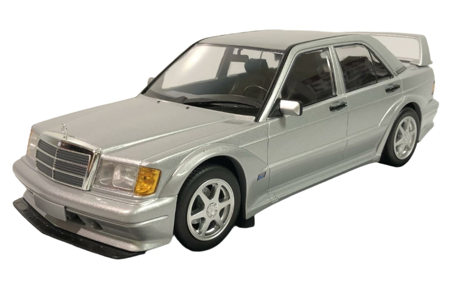 Minichamps 1990 Mercedes Benz 190E (W201) EVO II 2.5 16V Silver 1:18 SEALED