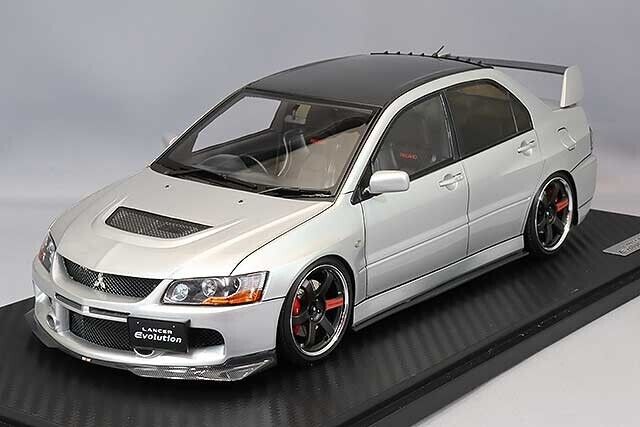 Ignition-Model Mitsubishi Lancer Evolution IX (CT9A) Silver 1:18