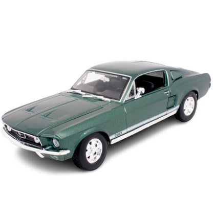 Maisto 1967 Ford Mustang GTA Fastback Green Metallic 1:18