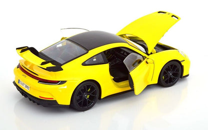 Maisto 2022 Porsche 911 992 GT3 Racing Yellow 1:18