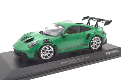 Minichamps 2023 Porsche 911 992 GT3 RS Python Green w/ Silver Wheels 1:18