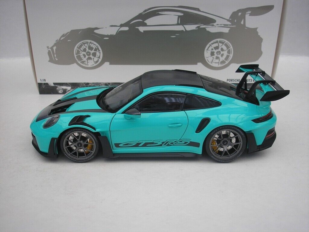 Minichamps 2023 Porsche 911 992 GT3 RS w/ Weissach Pkg Mint Green w/ Dark Silver Wheels 1:18