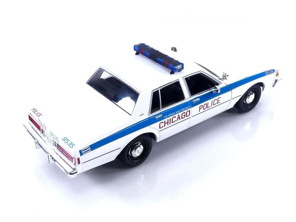 Greenlight 1989 Chevy Caprice Chicago Police Cruiser Blue/White 1:18