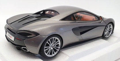 AUTOart Mclaren 570S Coupe Blade Silver 1:18