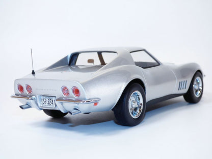 Norev 1969 Chevy Corvette C3 Stingray Silver 1:18