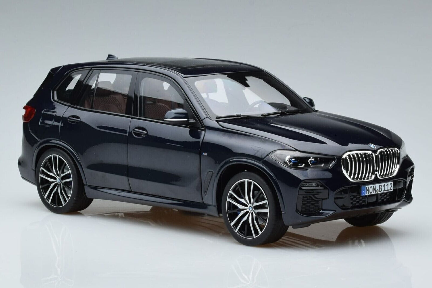 Norev 2019 BMW X5 4.0i X-Drive M-Sport (G05) Dark Blue Metallic 1:18