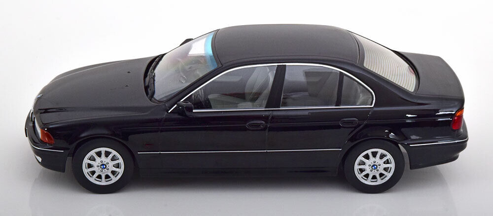 KK-Scale 1995 BMW 528i (e39) Sedan Black 1:18