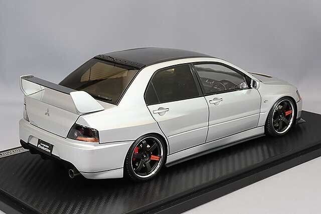 Ignition-Model Mitsubishi Lancer Evolution IX (CT9A) Silver 1:18