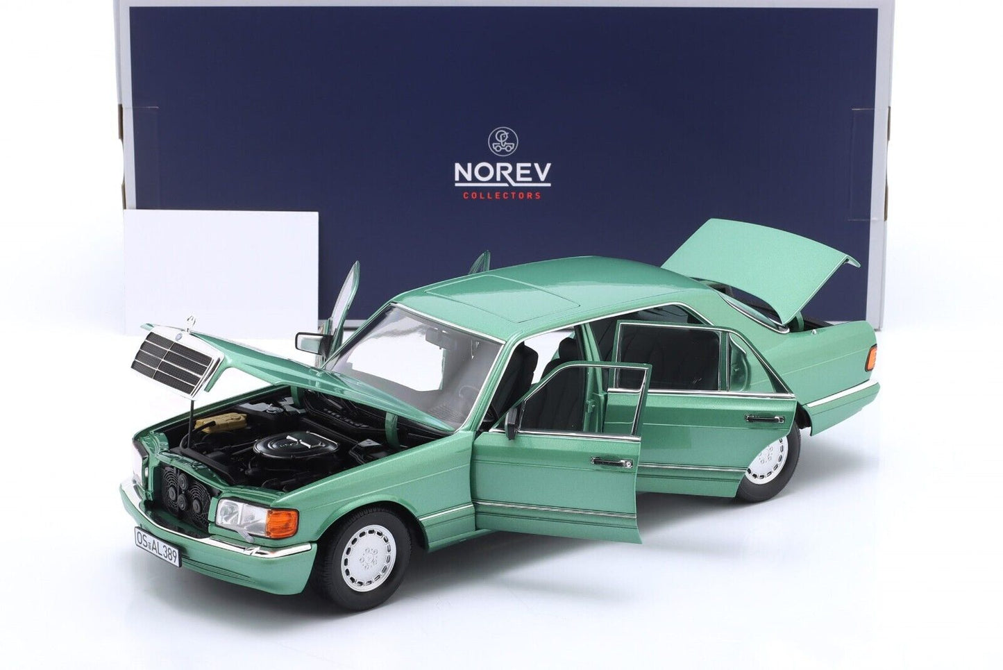 Norev 1991 Mercedes-Benz 560 SEL (W126) Light Green Metallic 1:18