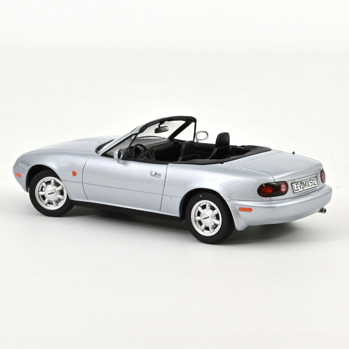 Norev 1989 Mazda MX-5 Miata Hard Top (removable) Convertible Silver 1:18